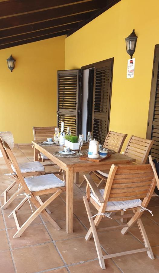 Villa Tamarindo 5 Corralejo Exterior photo